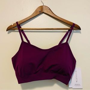 Athleta Renew bra medium d/dd